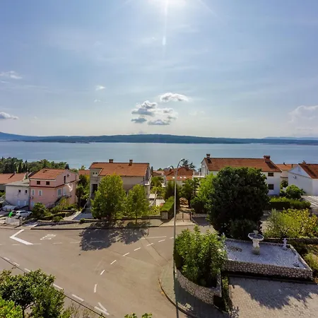 Appartement With Parking Space - 22283 Crikvenica