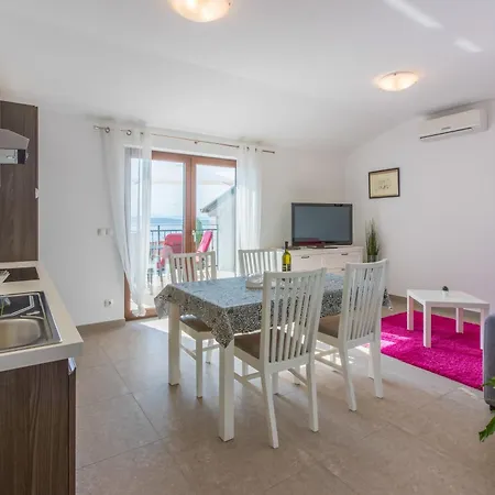 Appartement With Parking Space - 22283