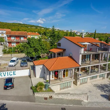 With A Parking Space - 22283 Apartment Crikvenica