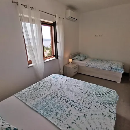 Apartman With A Parking Space - 22283 Crikvenica
