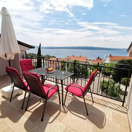 With Parking Space - 22283 * Crikvenica