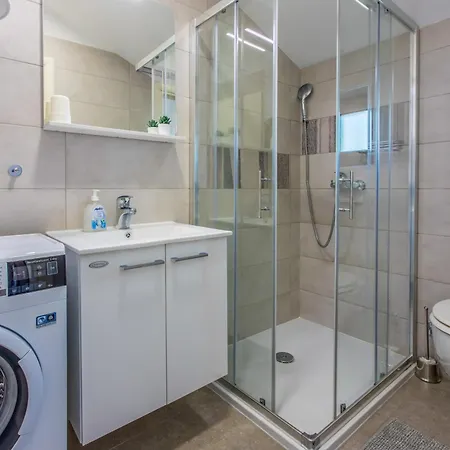 Apartmán With Parking Space - 22283 *