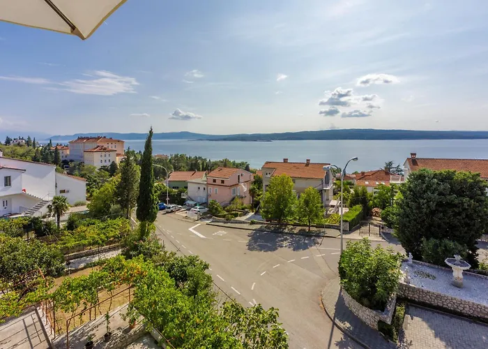 With Parking Space - 22283 Crikvenica